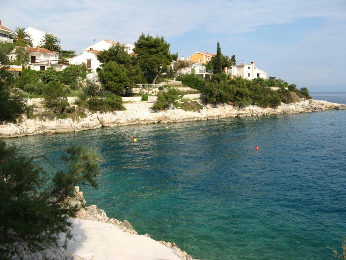 Apartments Otok 2 Trogir Buitenkant foto